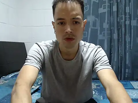 Snapshot of dimitriquiet05 chatting on 7, 2, 2026 dimitriquiet05 online show from 7, 2, 2026