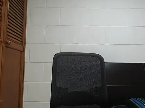 Snapshot of dimitriquiet05 chatting on 7, 4, 2026 dimitriquiet05 online show from 7, 4, 2026