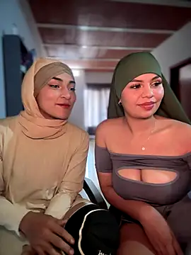 lalilamassu1 online show from 25, 9, 2025