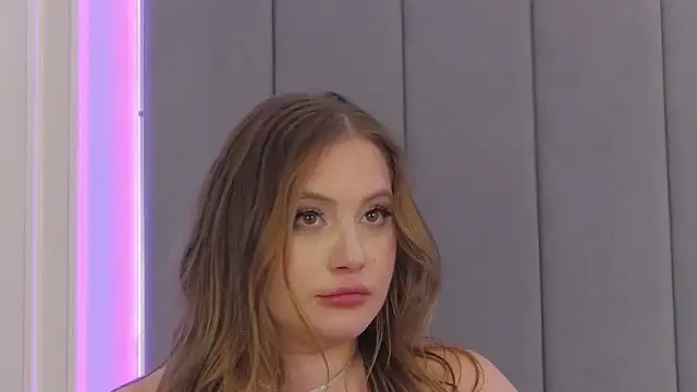 ChloeMarsch online show from 8, 3, 2025