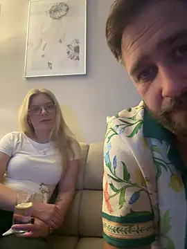 Snapshot of Curvyloveandhim chatting on 20, 7, 2026 Curvyloveandhim online show from 20, 7, 2026