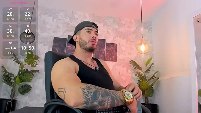 Snapshot of Nate_franco chatting on 7, 8, 2026 Nate franco online show from 7, 8, 2026