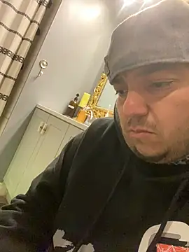 Snapshot of valleyoneofakind chatting on 19, 1, 2025 valleyoneofakind online show from 19, 1, 2025