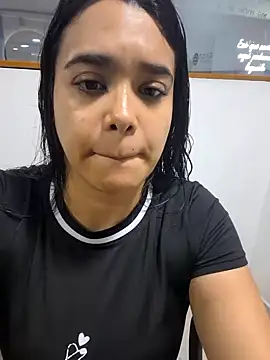 Snapshot of samanthaevanss1 chatting on 5, 2, 2025 samanthaevanss1 online show from 5, 2, 2025