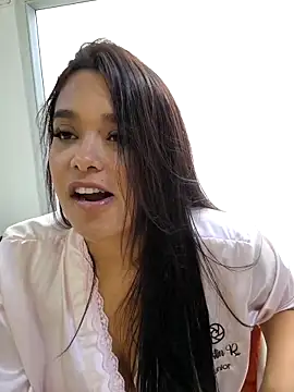 Snapshot of samanthaevanss1 chatting on 14, 2, 2025 samanthaevanss1 online show from 14, 2, 2025