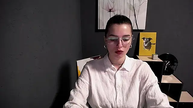 lady olivia  online show from 18, 3, 2026