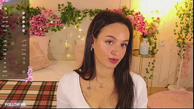 Lolly Neal online show from 15, 10, 2025