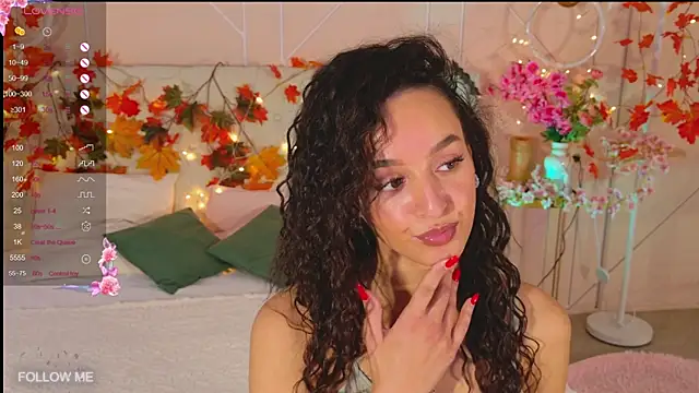 Lolly Neal online show from 26, 11, 2025