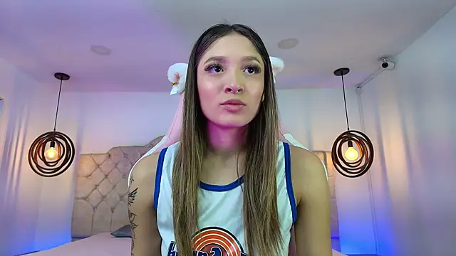 Snapshot of Victoria_Adams14 chatting on 2, 8, 2026 Victoria Adams14 online show from 2, 8, 2026