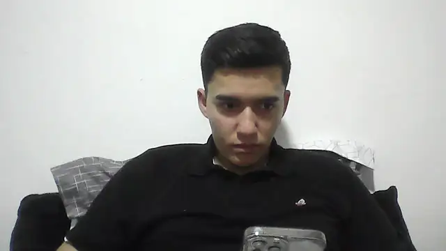 Snapshot of Estebitan_vm chatting on 20, 11, 2025 Estebitan vm online show from 20, 11, 2025