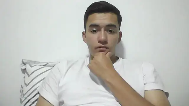 Snapshot of Estebitan_vm chatting on 10, 1, 2026 Estebitan vm online show from 10, 1, 2026