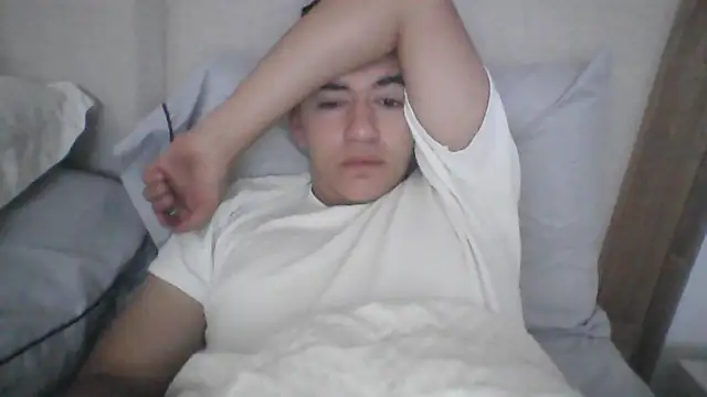 Snapshot of Estebitan_vm chatting on 11, 2, 2026 Estebitan vm online show from 11, 2, 2026