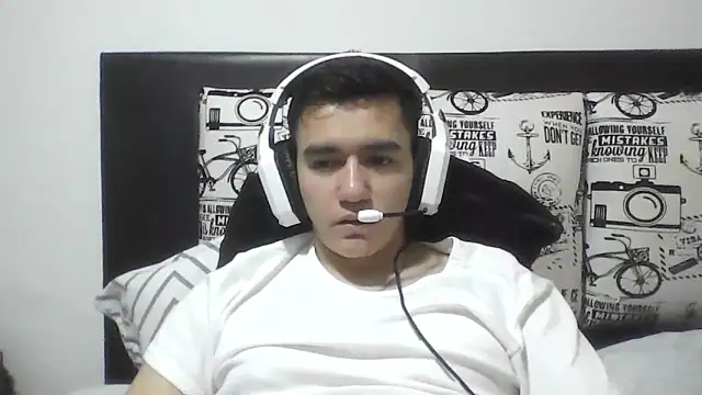 Snapshot of Estebitan_vm chatting on 11, 3, 2026 Estebitan vm online show from 11, 3, 2026