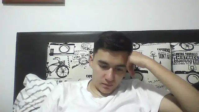 Snapshot of Estebitan_vm chatting on 20, 3, 2026 Estebitan vm online show from 20, 3, 2026