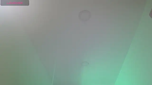 Snapshot of soffiaha_lor chatting on 10, 9, 2025 soffiaha lor online show from 10, 9, 2025