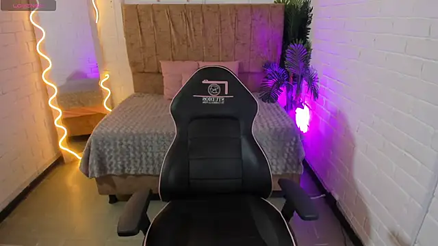 Chiara tay online show from 13, 9, 2025