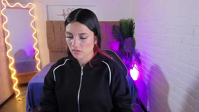 Chiara tay online show from 16, 10, 2025