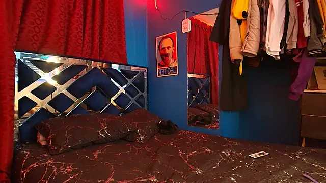 Luke Howland online show from 12, 2, 2025