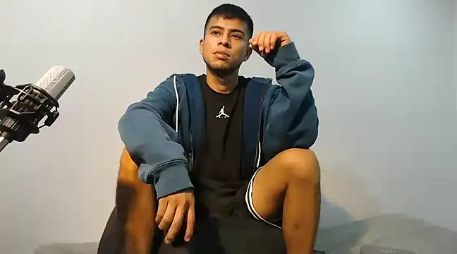 Snapshot of danielitopapuu chatting on 28, 2, 2025 danielitopapuu online show from 28, 2, 2025