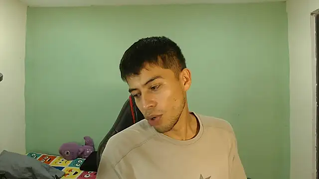 Snapshot of danielitopapuu chatting on 27, 11, 2025 danielitopapuu online show from 27, 11, 2025