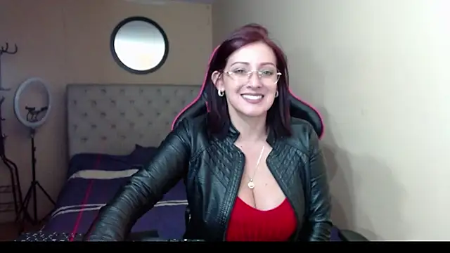 Carol Scottt online show from 21, 2, 2025