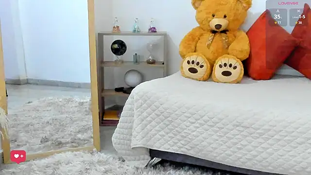  AllisonSweet  online show from 4, 7, 2026