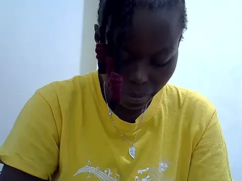ebony curvedass online show from 7, 5, 2026