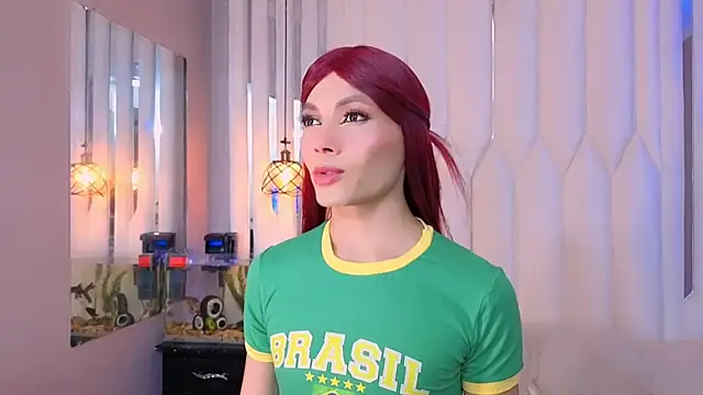 Megan Do Santos online show from 25, 6, 2026