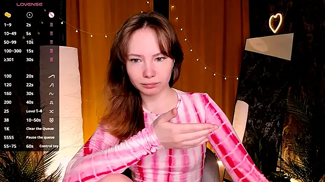 LanaBlu  online show from 26, 7, 2026