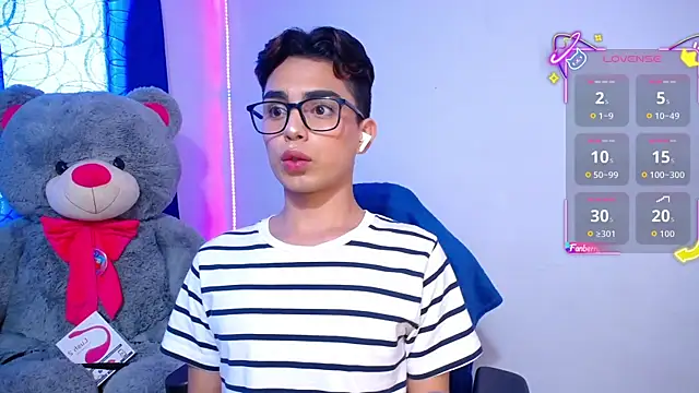 OwenBluee online show from 23, 4, 2026
