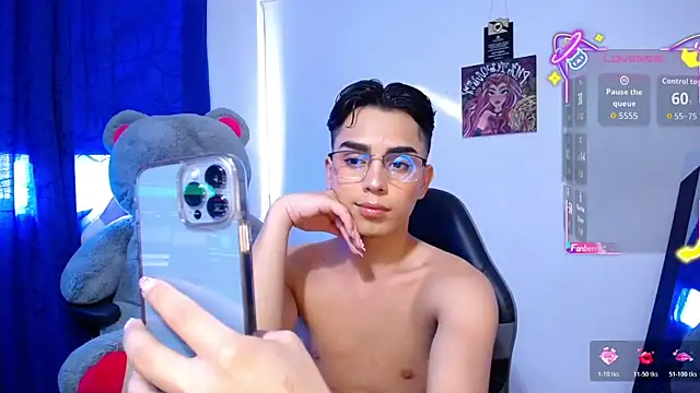 OwenBluee online show from 26, 6, 2026