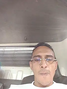 Snapshot of paisa233 chatting on 6, 5, 2026 paisa233 online show from 6, 5, 2026