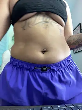 Snapshot of Ivann4 chatting on 7, 12, 2024 Ivann4 online show from 7, 12, 2024