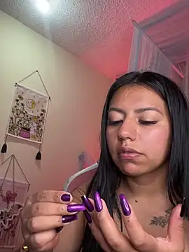 Snapshot of Ivann4 chatting on 10, 1, 2025 Ivann4 online show from 10, 1, 2025