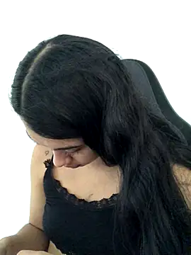 Snapshot of SweetLatiin_ chatting on 21, 9, 2025 SweetLatiin  online show from 21, 9, 2025