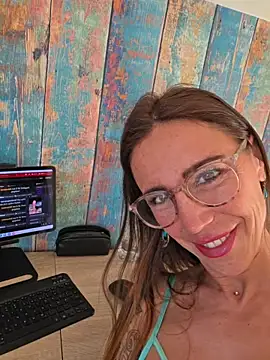 Klamsine online show from 30, 4, 2026