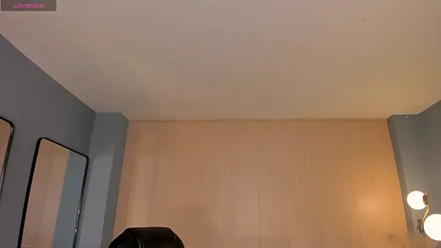 ValeriaRiveraX online show from 12, 2, 2026