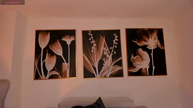 ValeriaRiveraX online show from 8, 3, 2026