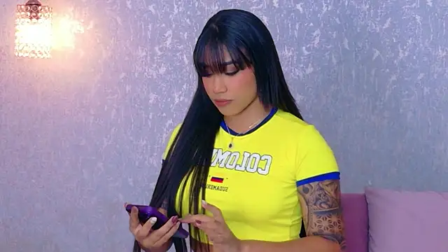 Salome Diaz  online show from 28, 6, 2026