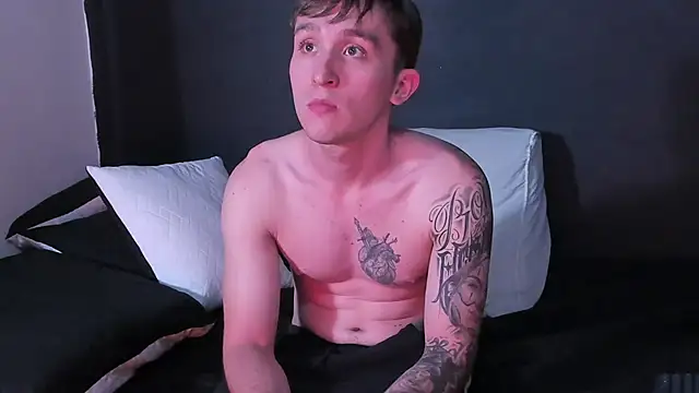 Dylanwhite23  online show from 5, 10, 2025