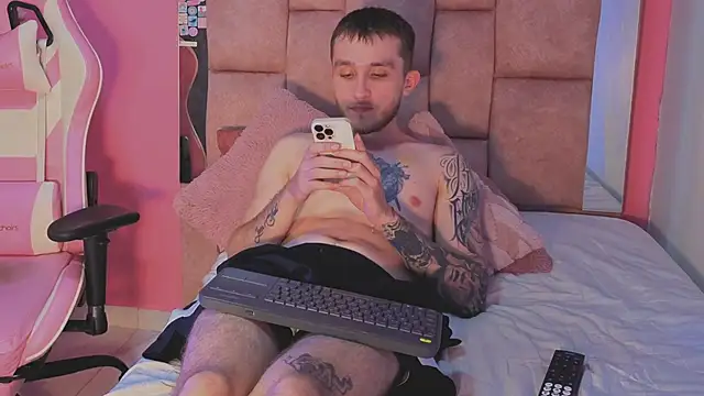 Dylanwhite23  online show from 1, 5, 2026