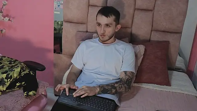Dylanwhite23  online show from 3, 5, 2026