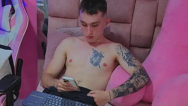 Dylanwhite23  online show from 7, 5, 2026
