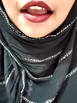 Indian-Nazia online show from 5, 11, 2025