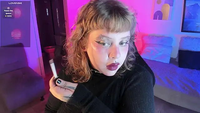 Sabrina scarlett online show from 23, 9, 2025