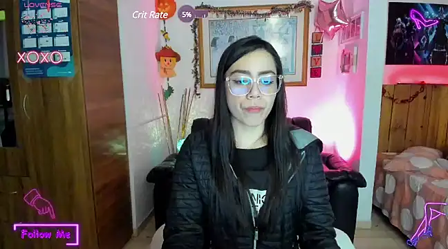 LauGrayJ online show from 24, 2, 2025