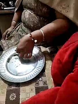 Snapshot of Sexy_misspooja chatting on 23, 12, 2024 Sexy misspooja online show from 23, 12, 2024