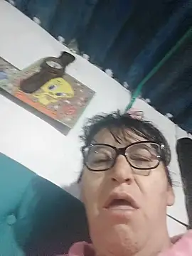 clarita 01 online show from 4, 5, 2026