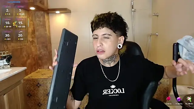 Snapshot of Ethan_lennox chatting on 25, 3, 2026 Ethan lennox online show from 25, 3, 2026