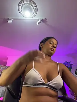 JANYLOVE   online show from 28, 7, 2026
